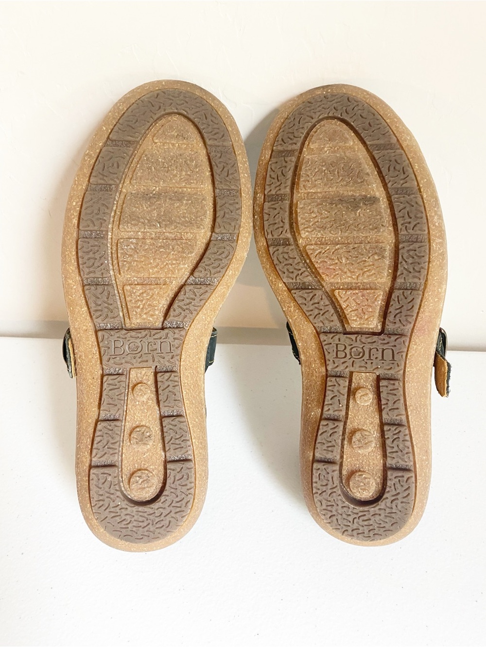 Born Naomi Mary Jane Leather/Nubuck Flats Black Size 8 - Picture 9 of 9